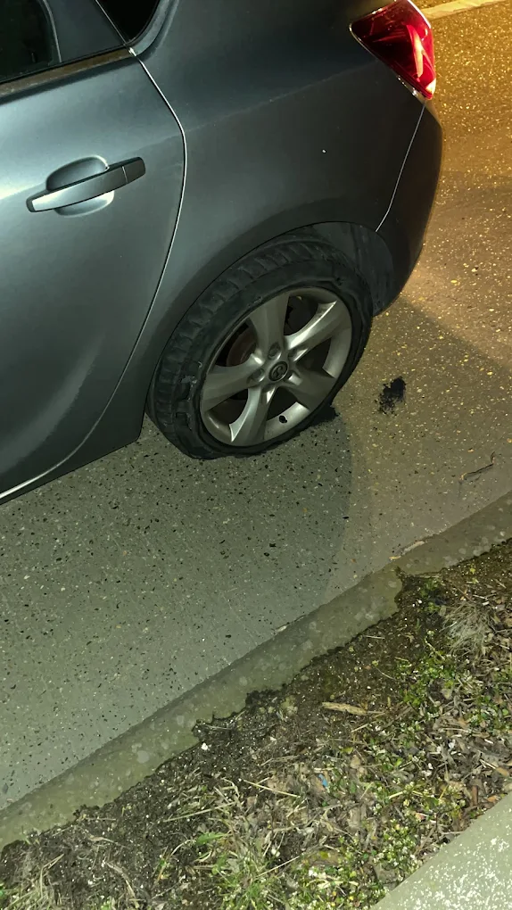 Flat tyre - what to do guide